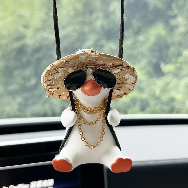Car Accessories Quirky - Auto-Anhänger, niedlicher Anime, kleine Ente, Schaukel,