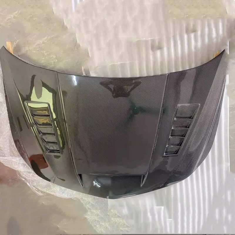 Car Accessories Xl - Hochwertige Motorhaube aus Kohlefaser für Malibu
